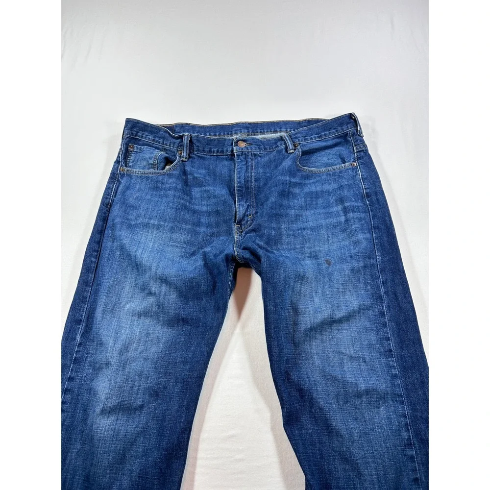 Levis levis 569